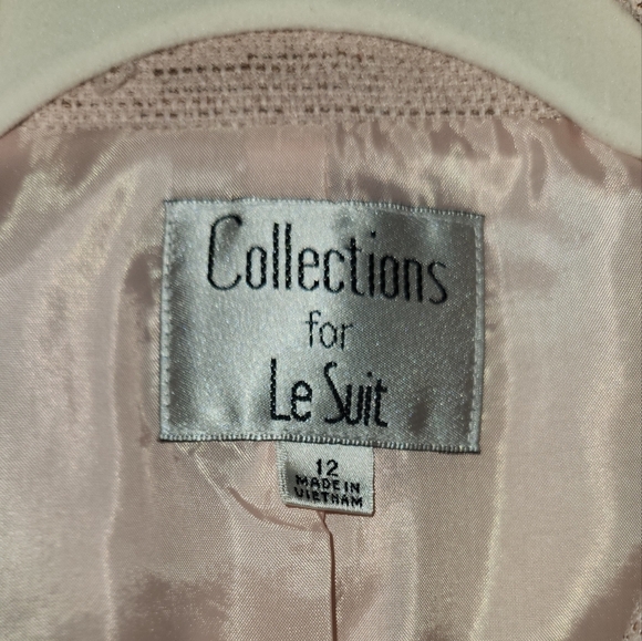 Collections for Le Suit Vntg Powder Pink w Blk Threading Blazer. Sz 14. - Picture 11 of 11